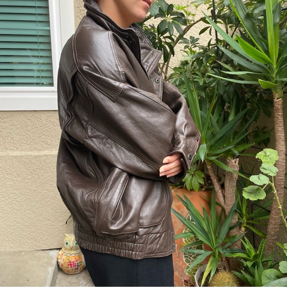 Vintage 90’s brown SAXONY leather oversized jacket - Picture 3 of 16